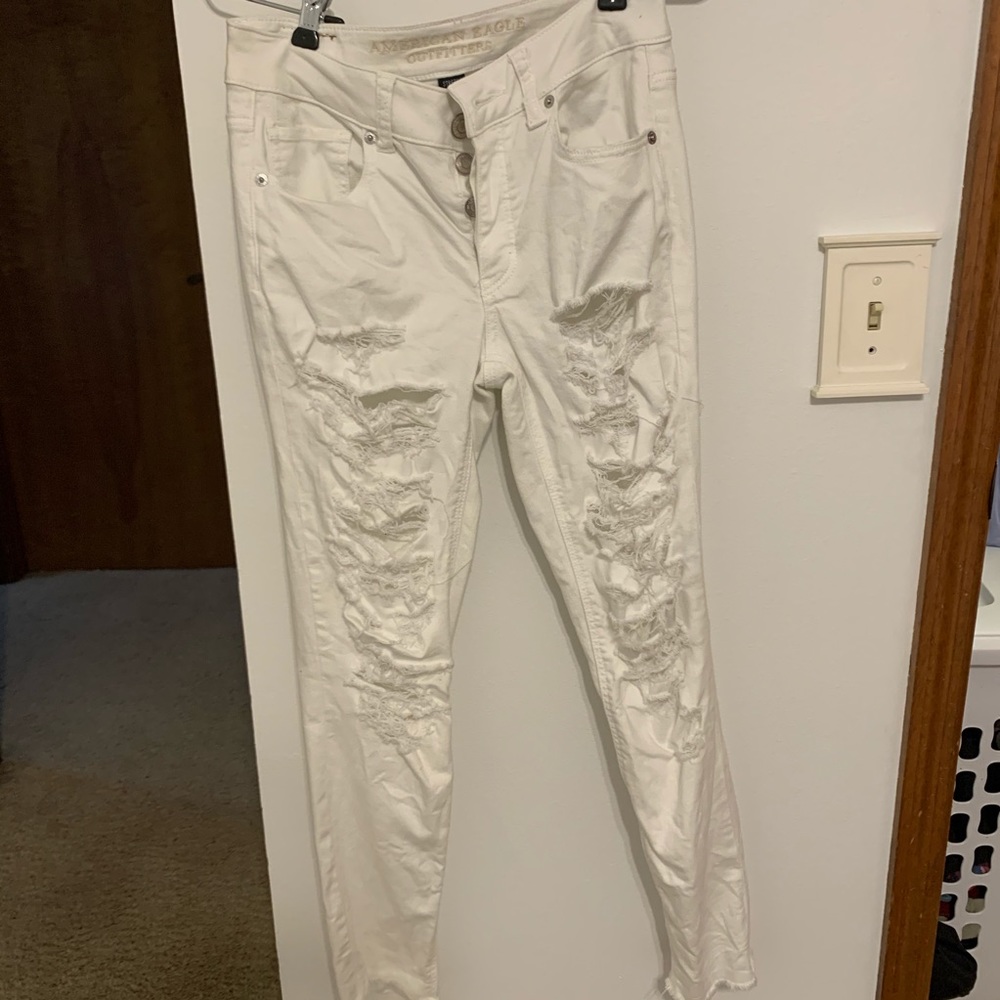white ripped tomgirl jeans